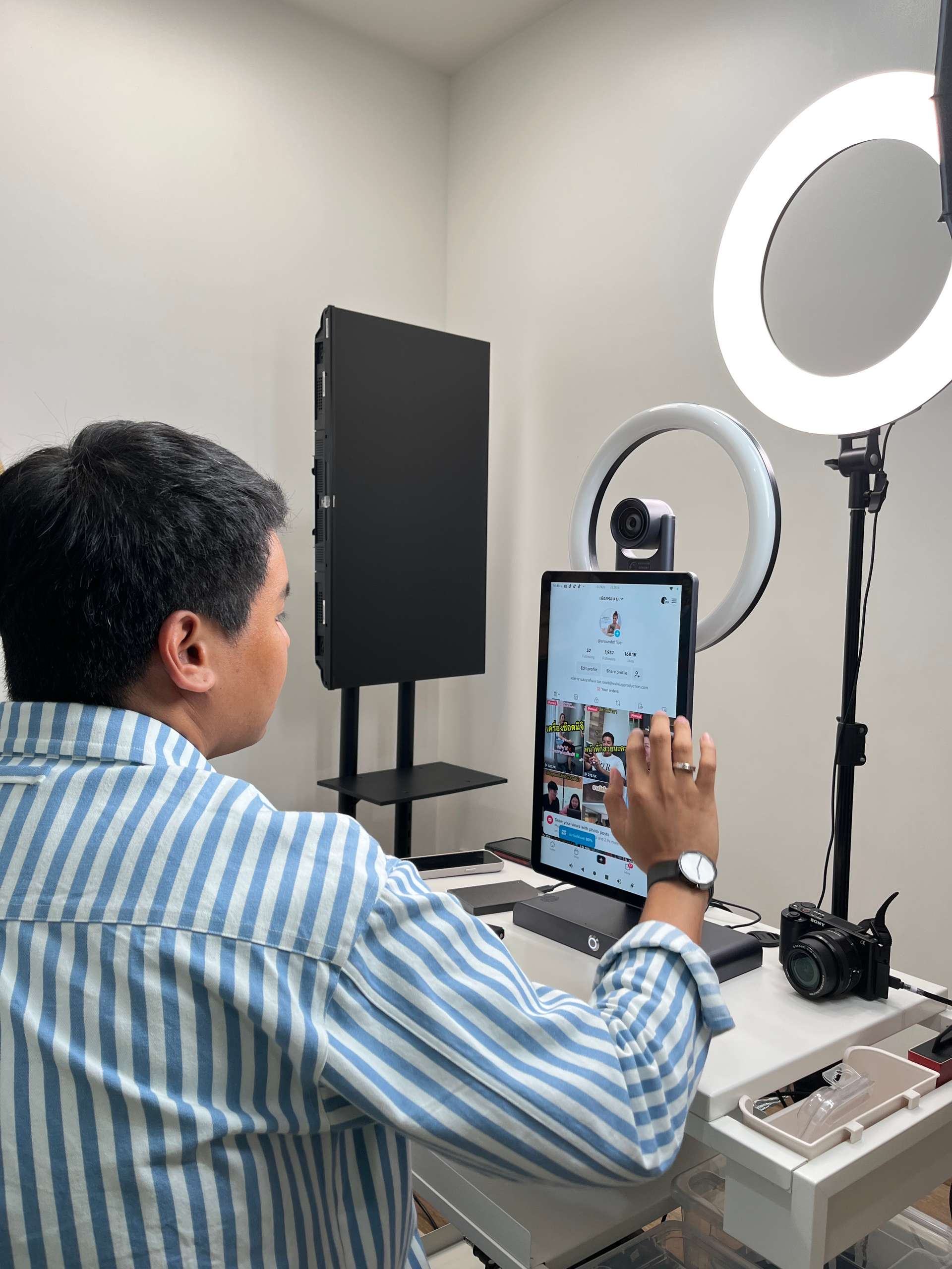 Live Streaming Review 28